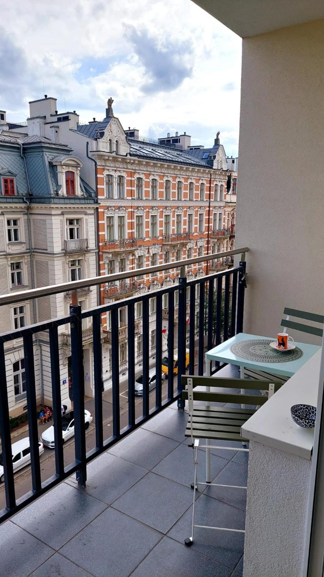 Comewa Apartments وارسو المظهر الخارجي الصورة